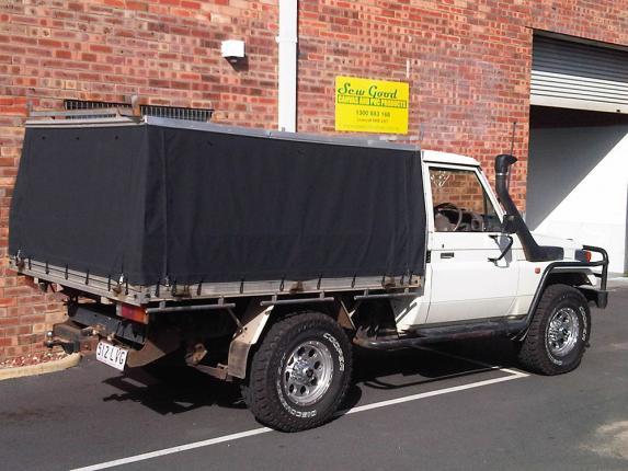 HARD TOP CANVAS CANOPY LAND CRUISER