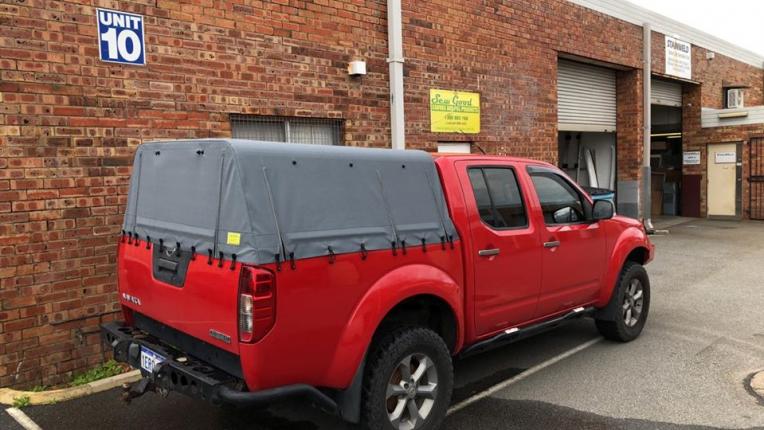 Vinyl Well Body Ute Canopy